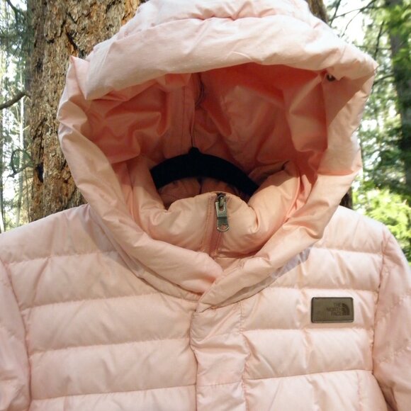 The North Face 550 pink ski jacket in great cond. wore only 3x - Picture 4 of 16